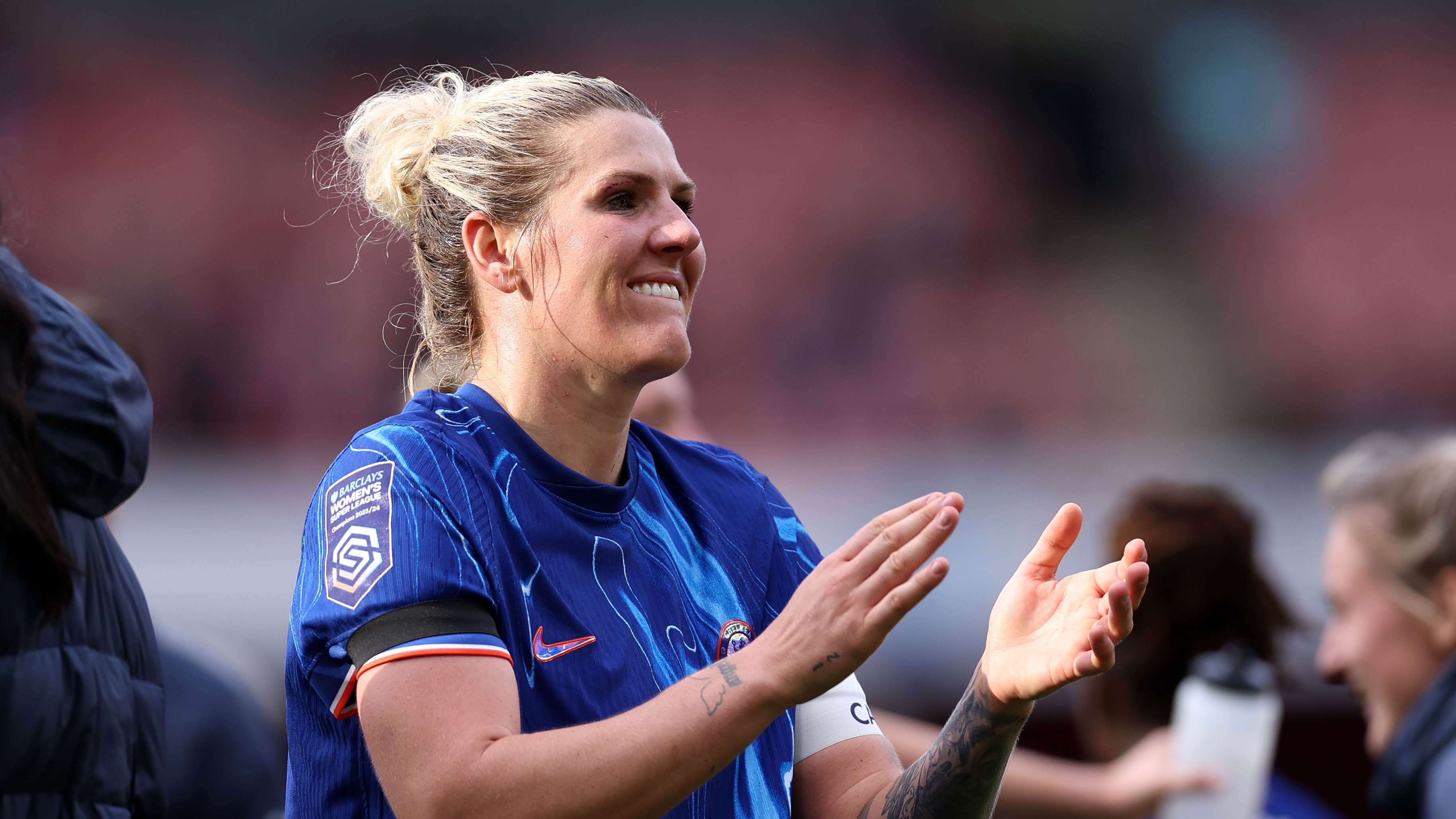 密切合作 密切合作