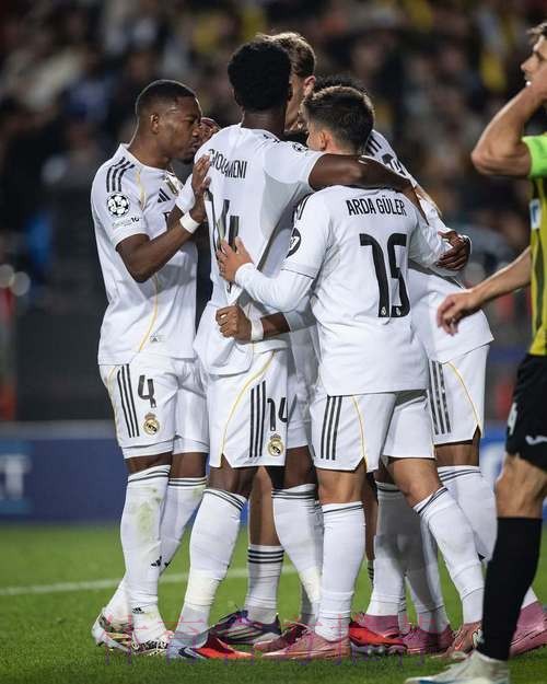 罗马诺：阿拉巴从未考虑退役或离开皇马